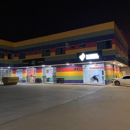 Hotel Cristalina Bagian luar foto