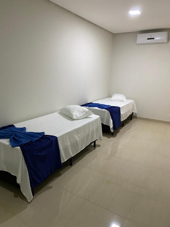 Hotel Cristalina Bagian luar foto