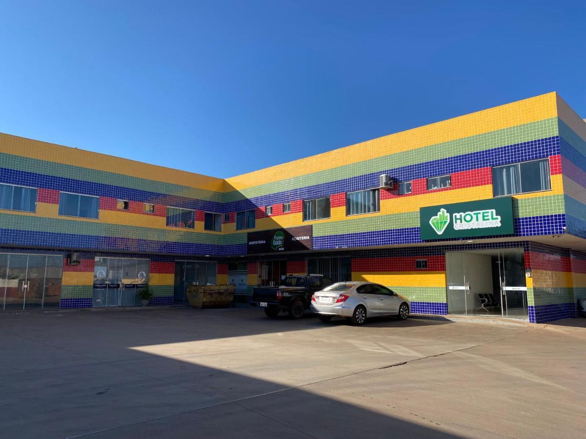Hotel Cristalina Bagian luar foto