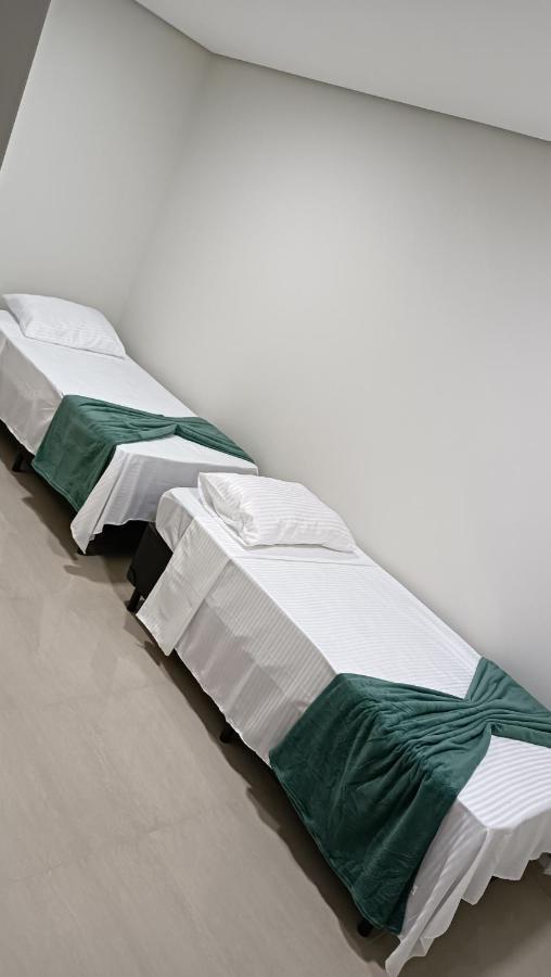 Hotel Cristalina Bagian luar foto